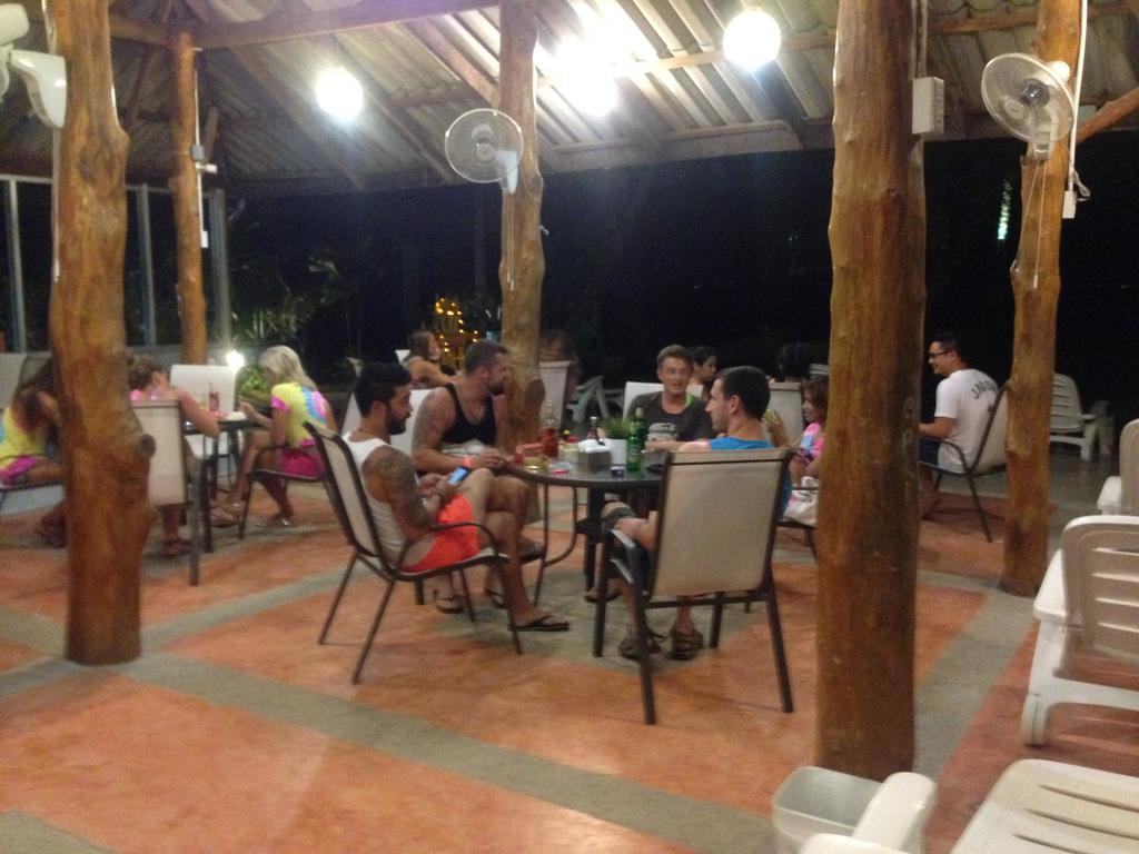 Sea Gate Beach Resort Тонгсала Екстериор снимка